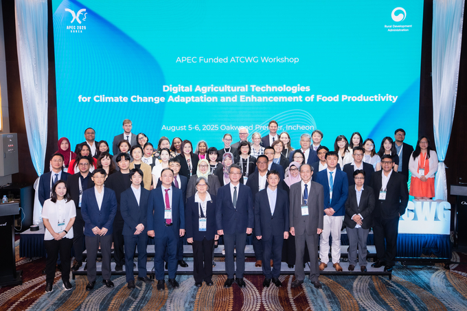 <strong>APEC 농업기술협력실무작업반 워크숍-단체사진</strong>