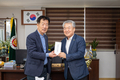 한국종축개량협회, 한우농가 산불 피해 복구 성금 기탁