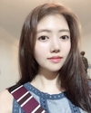 정윤혜가 지난 30일 SNS에 올린 일상 사진이 화제