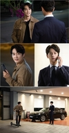 ‘위대한 쇼’ 마주선 채 기싸움을 벌이고 있다.