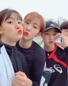 강소휘가 지난 17일 SNS에 올린 일상 사진이 화제