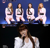 ‘퀸덤’ 히트곡 유 앤 아이YOU AND I를 열창했다.