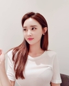 ‘내가 좋아하는 건강한 음식...’ 지난 30일 황미나의 인스타그램이 화제