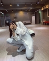 효민의 SNS 속 근황을 살펴보니…‘연습실이 시원해졌어요 아이뎌앙 @bornblack_official’
