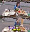 `라면 22봉지 먹방` 유정임 명인은 라면에 들어갈 김치를…