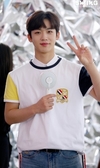 ‘엑스원’ 송형준 남도현이 촬영에 한창인 모습이다