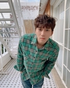‘황치열’ 과시하며 카메라를 뚫어지게 봤다