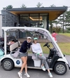 홍재경, SNS를 통해 31일 일상공개 “가윤버르 부부와 레이크우드의 가을...”
