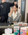 황승언, 최근 SNS에 “새벽 세시의 열정......”