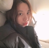 ‘페이’ 사진 속 페이는 어딘가로 이동 중인 모습이다