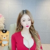 송하윤, 14일 SNS에서 근황 공개하며 팬들과 소통해…