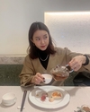 ‘채정안’ by romaemo라는 글과 함께 사진을 게재했다