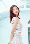 소속사는 예비 신랑을 언급하며 1살 연상의 ˝한다감˝