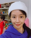 ‘신지수’ 공개된 사진 속에는 신지수의 셀카가 담겼다