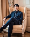 ‘정해인’ London라는 글과 함께 사진을 게재했다