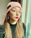 ‘루나’ 인스타그램에 입술 모양의 이모티콘과 사진을 올렸다
