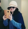 이영애, 셀카 찍는 표정도 사랑스러워…'귀요미 매력' 과시